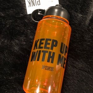 NEW Victoria’s Secret Water Bottle, 32 OZ